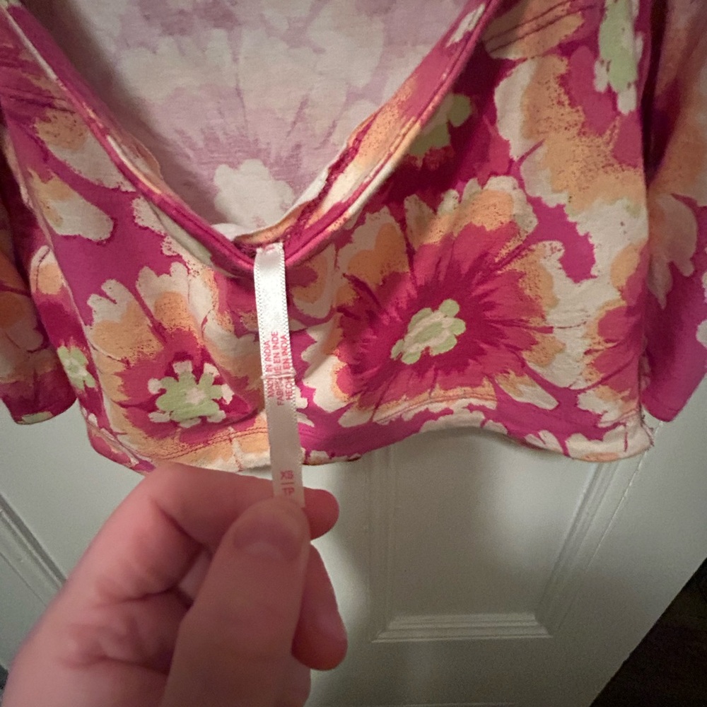 Free People crop shirt. Size xs.